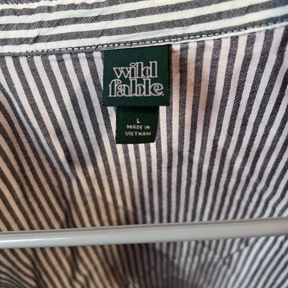 Wild Fable button down - Picture 4 of 5
